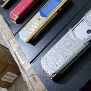 گوشی طرح ورتو V10 diamond | حافظه 32 مگابایت